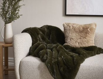 Pele Throw Seaweed by Bayer image