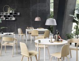 Ambit Pendant Muuto_0002_BaseTable_NerdChair_VisuChair_CoverChair_AmbitLamp_Stacked_med Res1