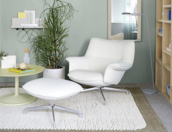 Doze Lounge Chair Swivel Insitu 3