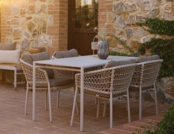 Lifestyle_0003_Cane_Line_2024_0257