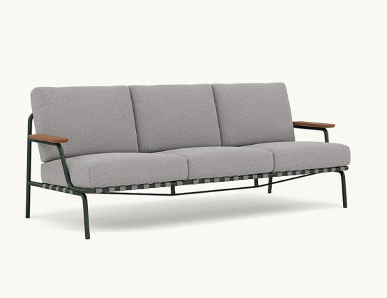 Settle Three Seat 23